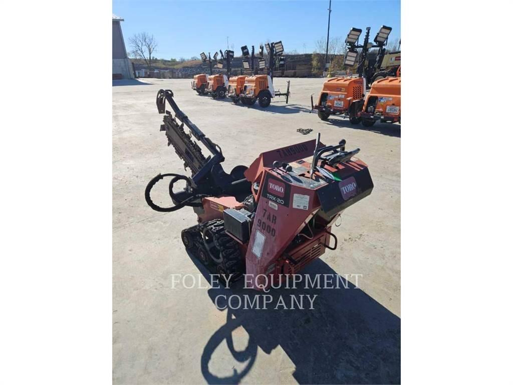 Toro TRX20 掘溝機