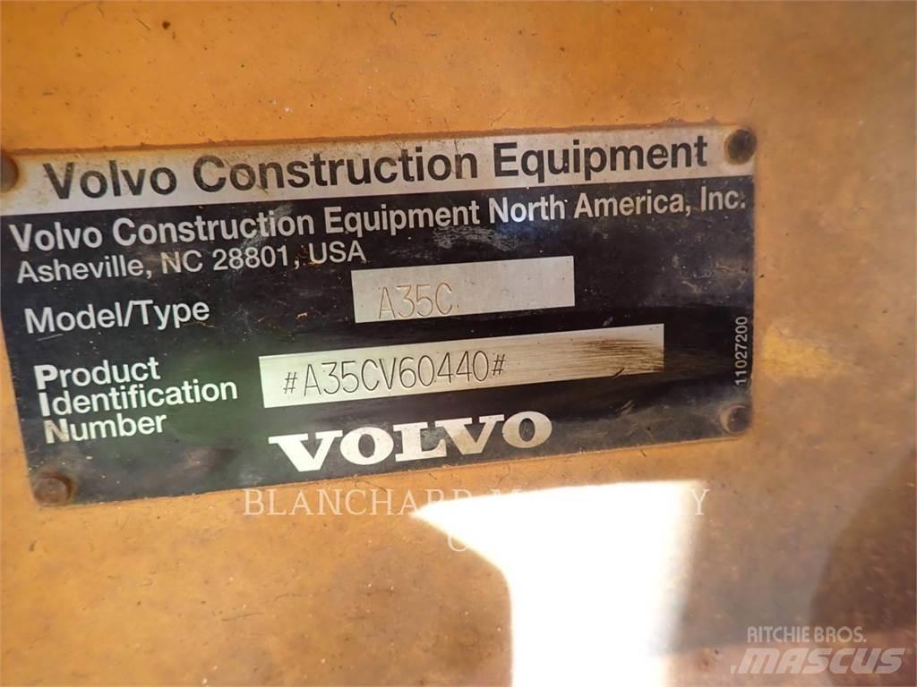 Volvo A35C 鉸接式起吊車