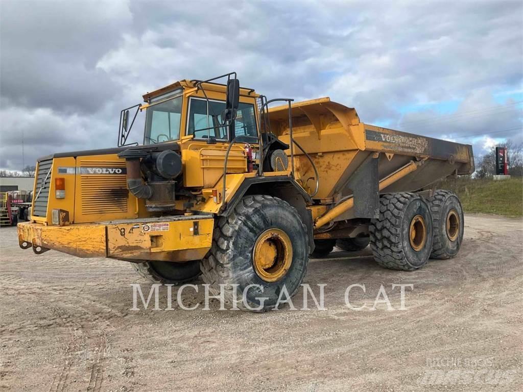 Volvo A40C 鉸接式起吊車
