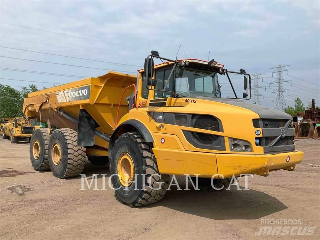 Volvo A40G 鉸接式起吊車