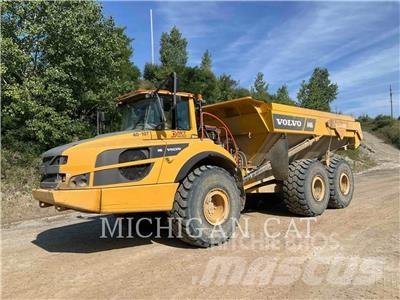 Volvo A40G 鉸接式起吊車