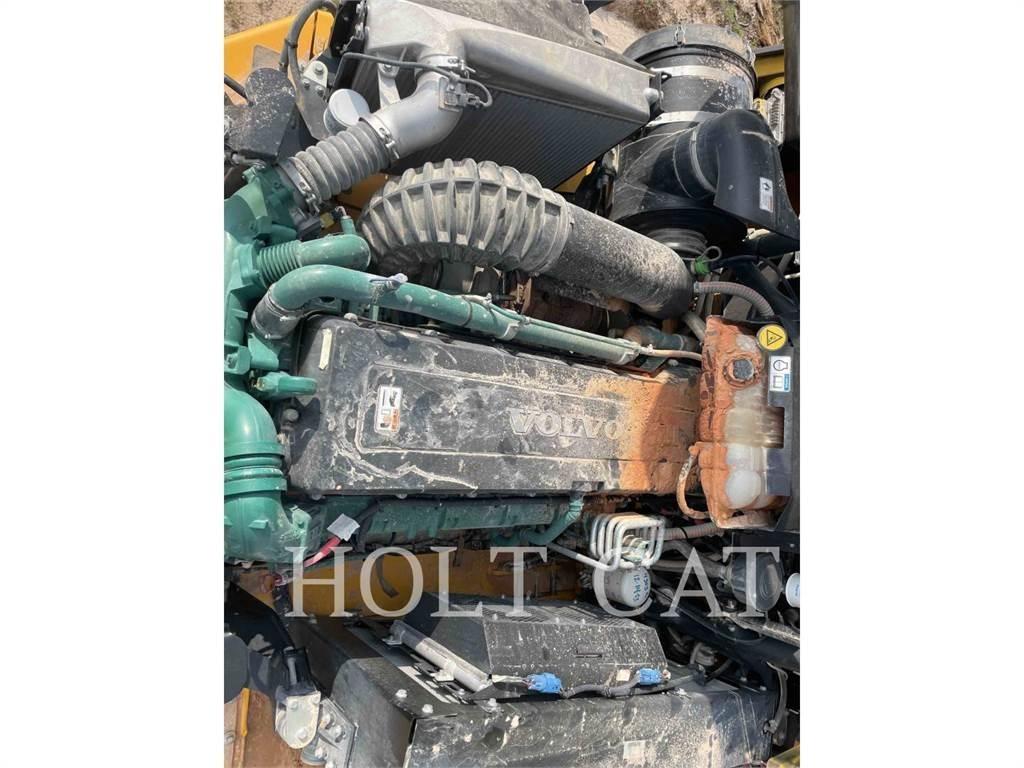 Volvo A45G 鉸接式起吊車