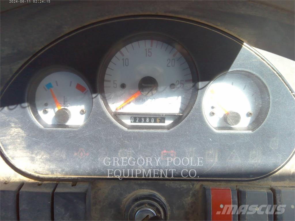 Volvo BL60 反鏟裝載機