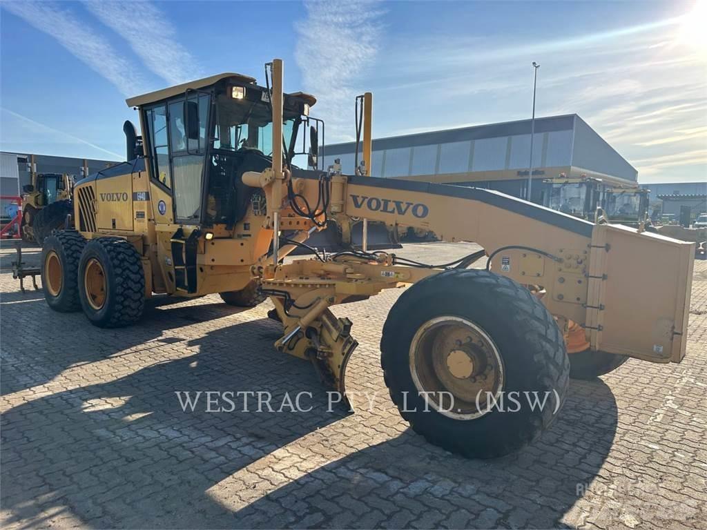 Volvo G940 平土機
