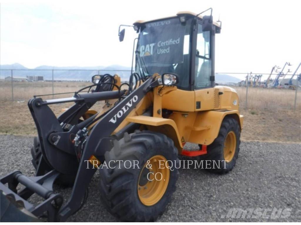 Volvo L30GS 輪胎式裝載機