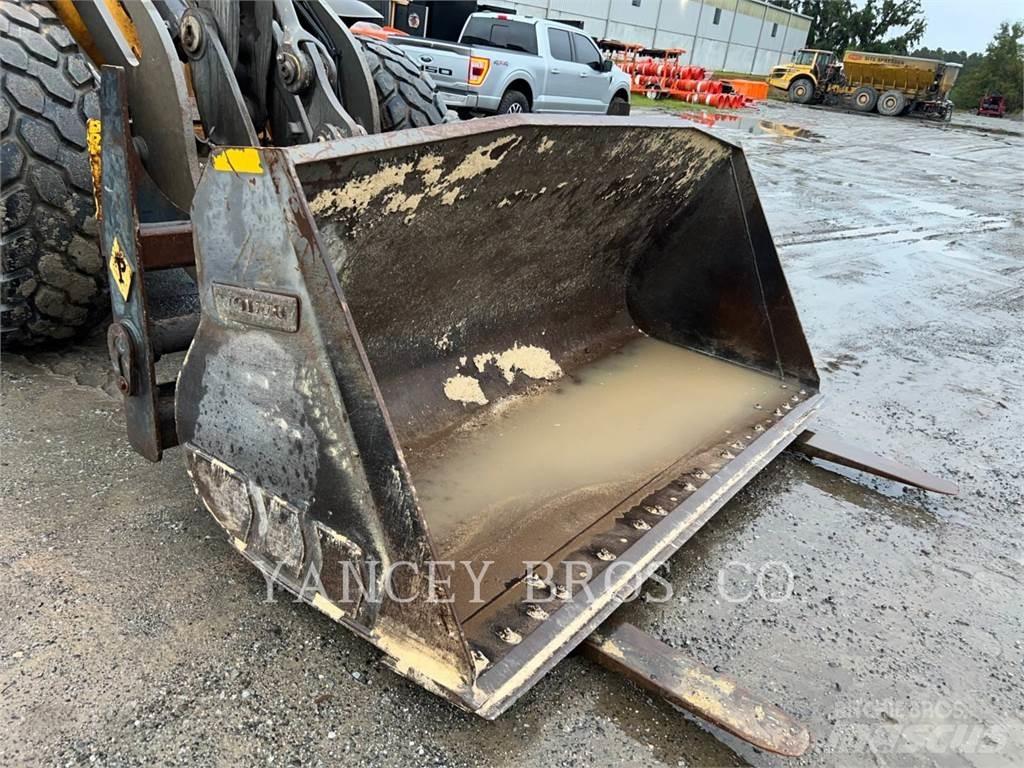 Volvo L70H 輪胎式裝載機