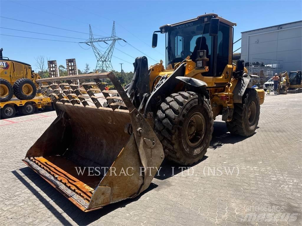 Volvo L90F 輪胎式裝載機