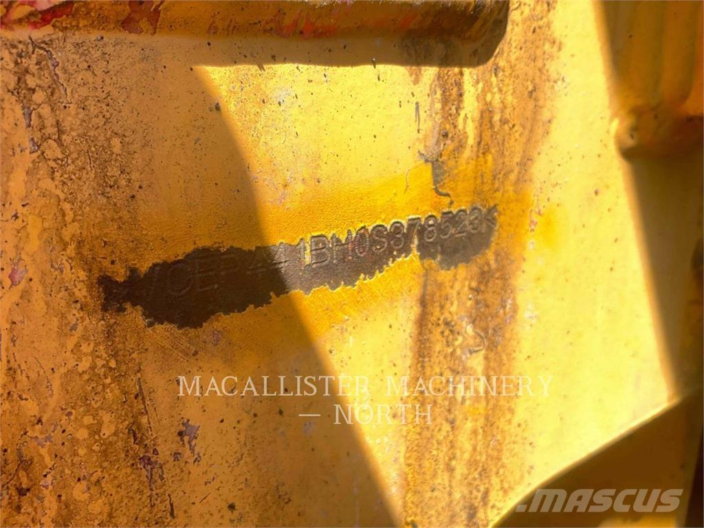 Volvo PF4410 瀝青攤舖機/鋪路機