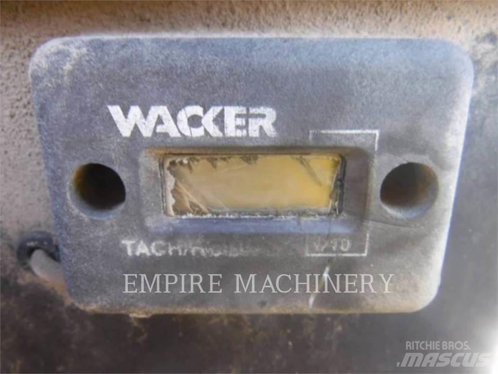 Wacker RD11A 雙輪滾壓機