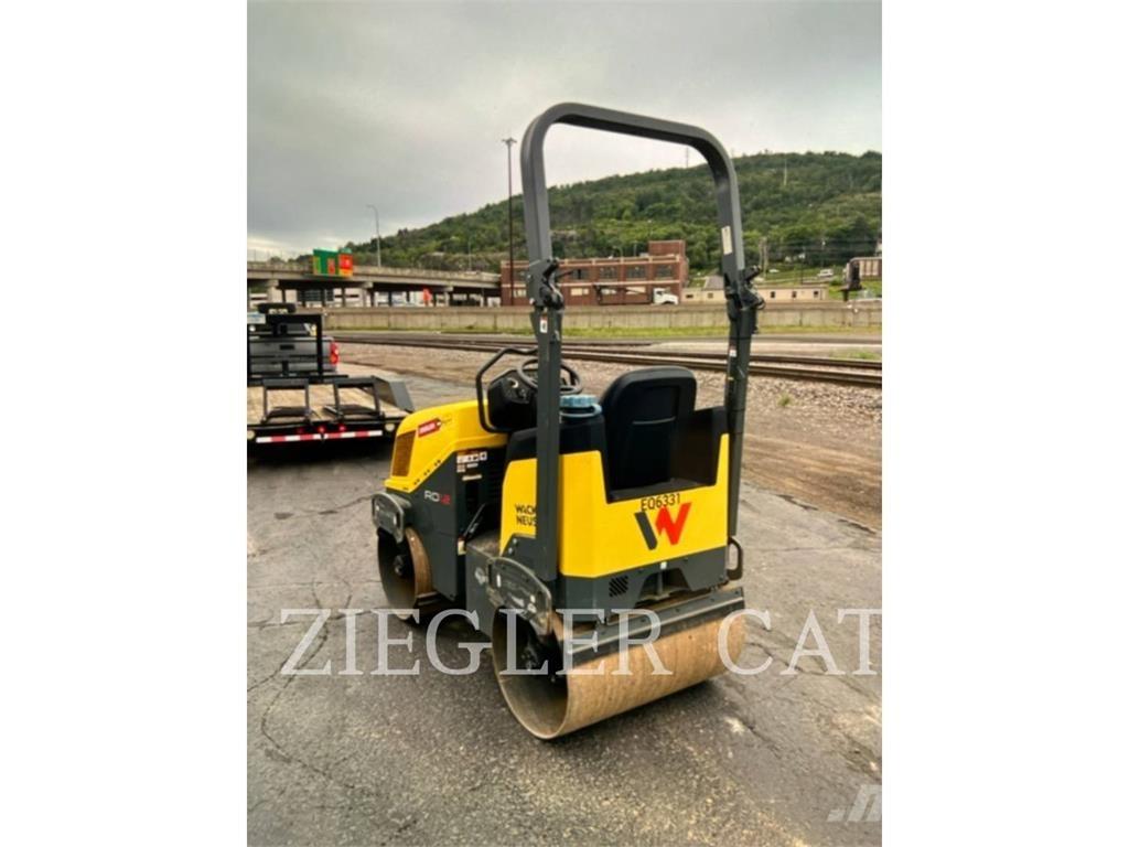 Wacker RD12A 雙輪滾壓機
