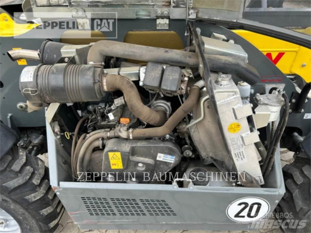 Wacker TH412 伸縮臂操作車