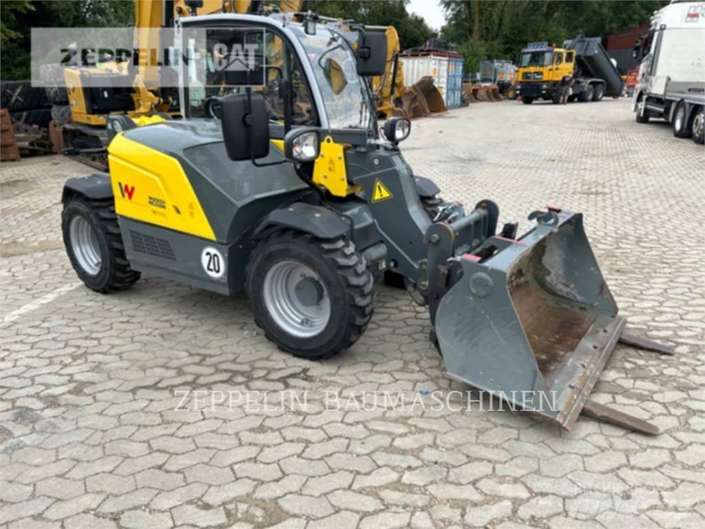Wacker TH412 伸縮臂操作車