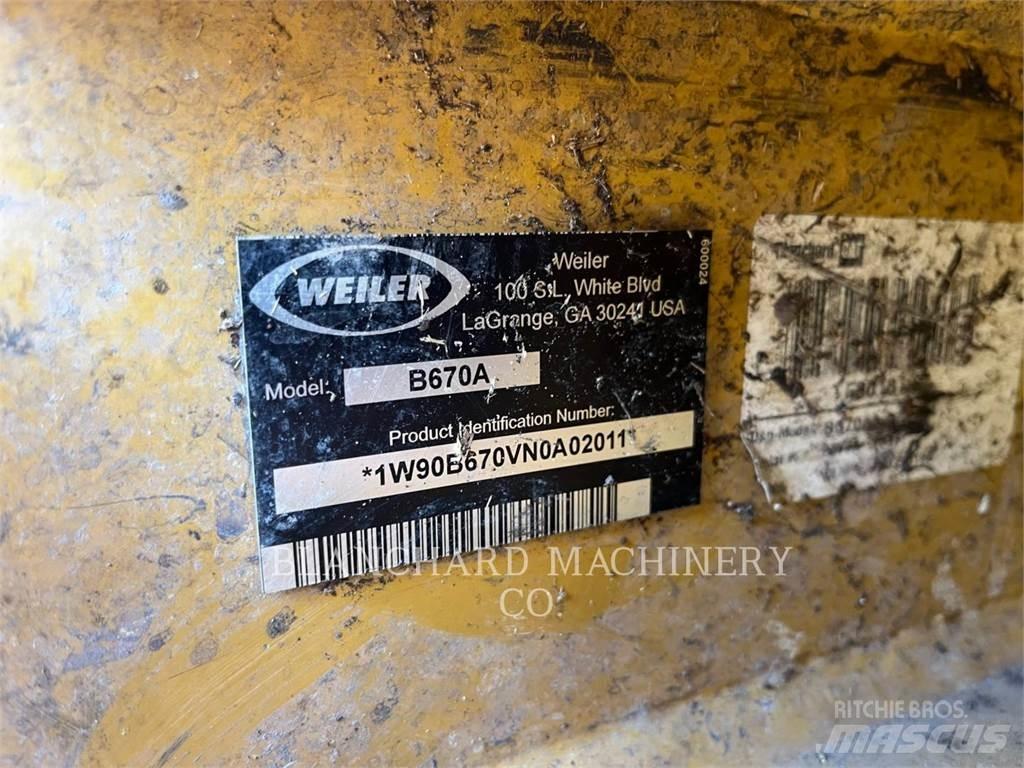 Weiler B670A 伐木歸堆機