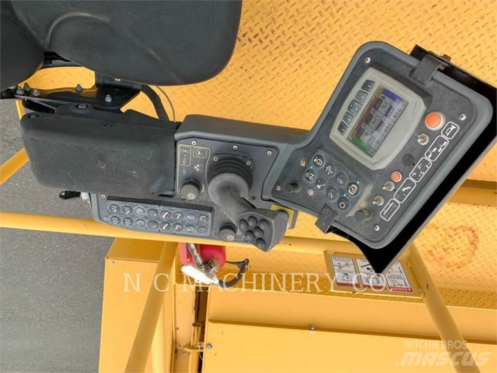Weiler E1250B 瀝青攤舖機/鋪路機