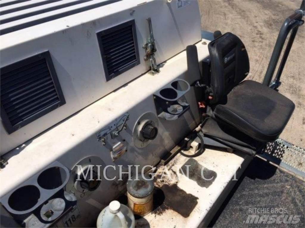 Wirtgen W2100 瀝青冷銑刨機/銑床