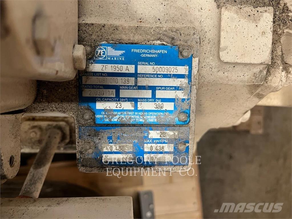 ZF TRANSMISSION 1950A 船舶輔機