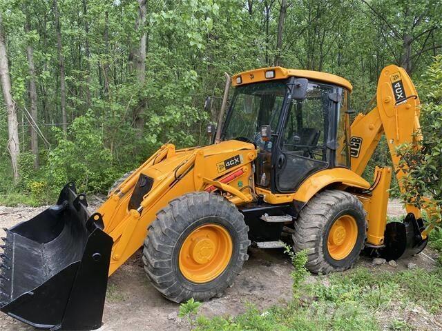 JCB 4CX 反鏟裝載機