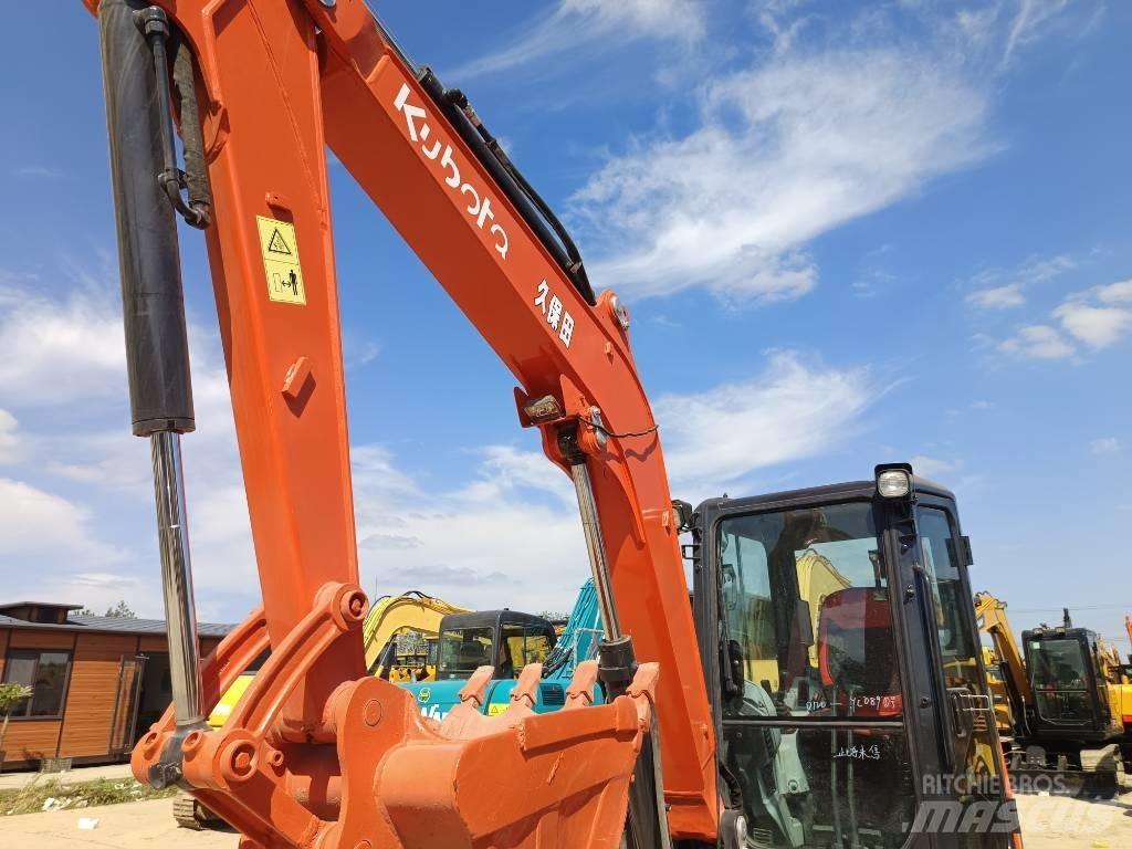 Kubota KX 163 小型挖土機/掘鑿機<7t(小型挖掘機)