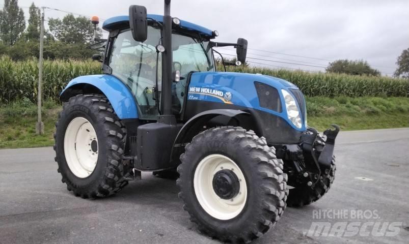New Holland T 7.200 曳引機