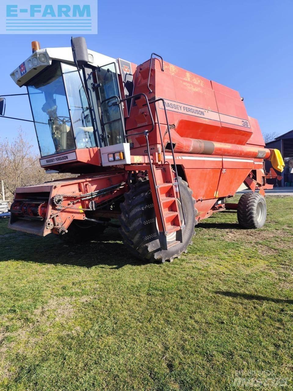 Massey Ferguson 38 聯合收穫機