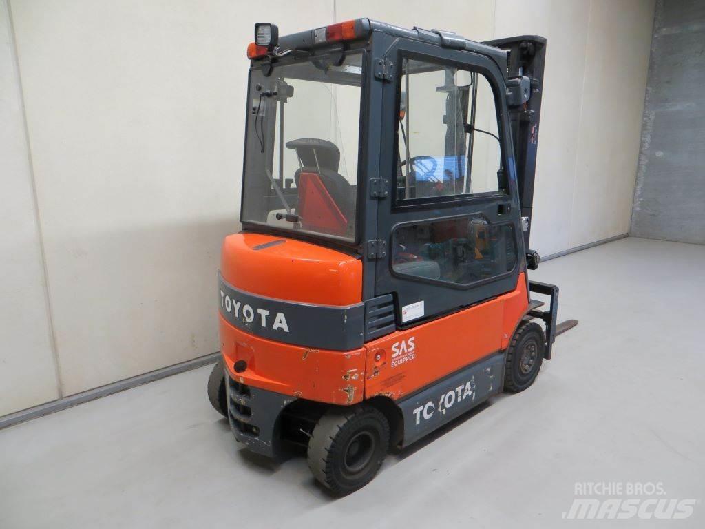 Toyota 7FBMF20 電動堆高機