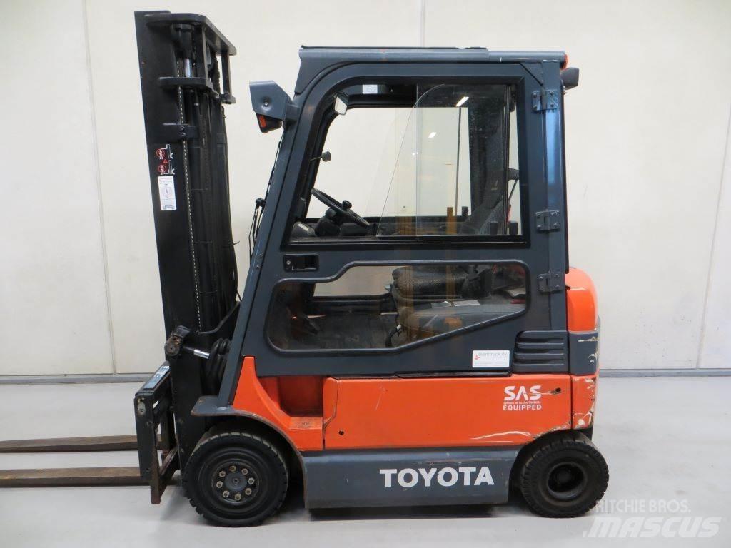 Toyota 7FBMF20 電動堆高機