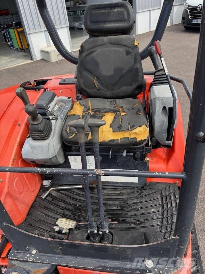 Kubota U 35-3 A 小型挖土機/掘鑿機<7t(小型挖掘機)