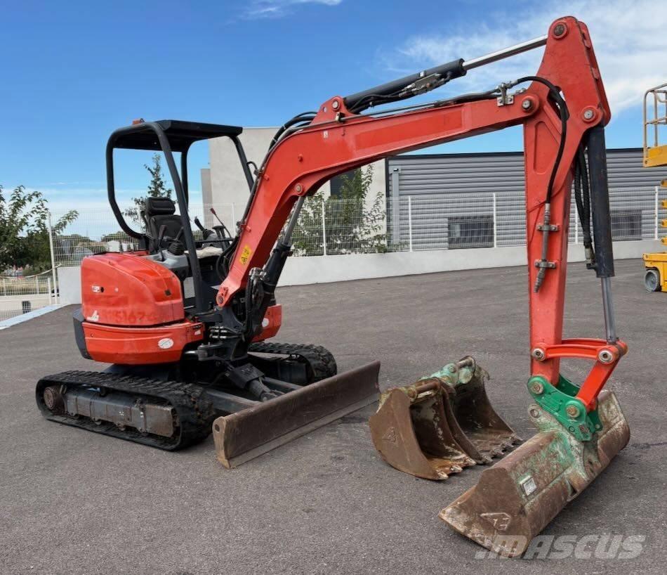 Kubota U 35-3 A 小型挖土機/掘鑿機<7t(小型挖掘機)