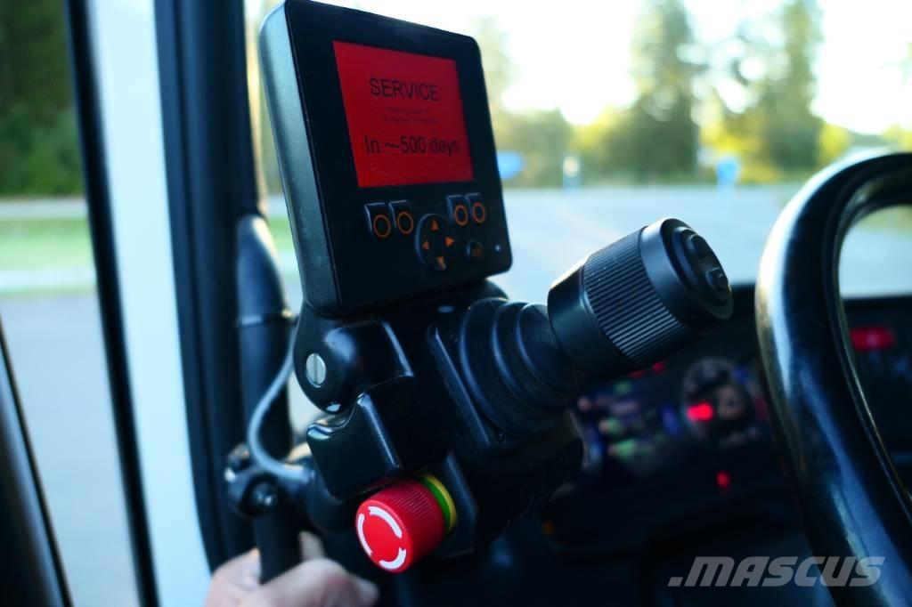 Scania R590B6x2nb 吊鉤式起重車