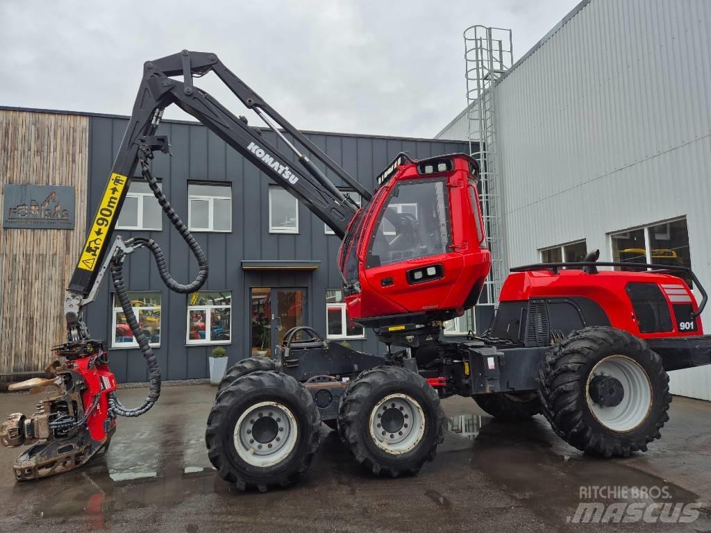 Komatsu 901 收穫機