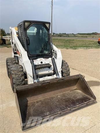 Bobcat S 300 滑移轉向裝載機