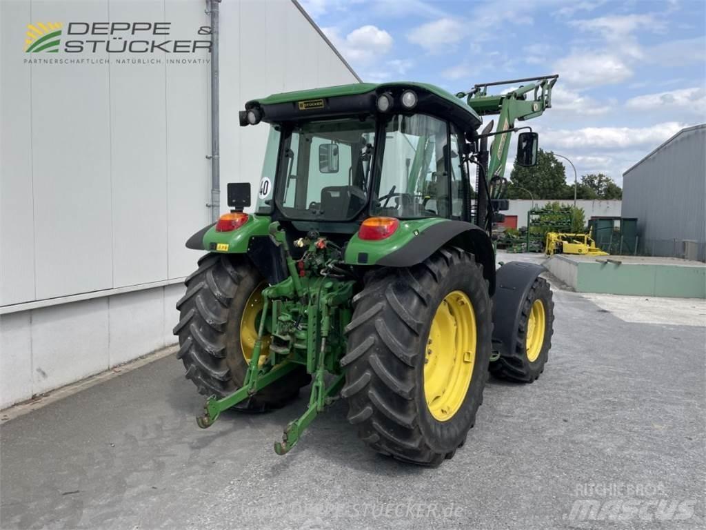 John Deere 5820 曳引機