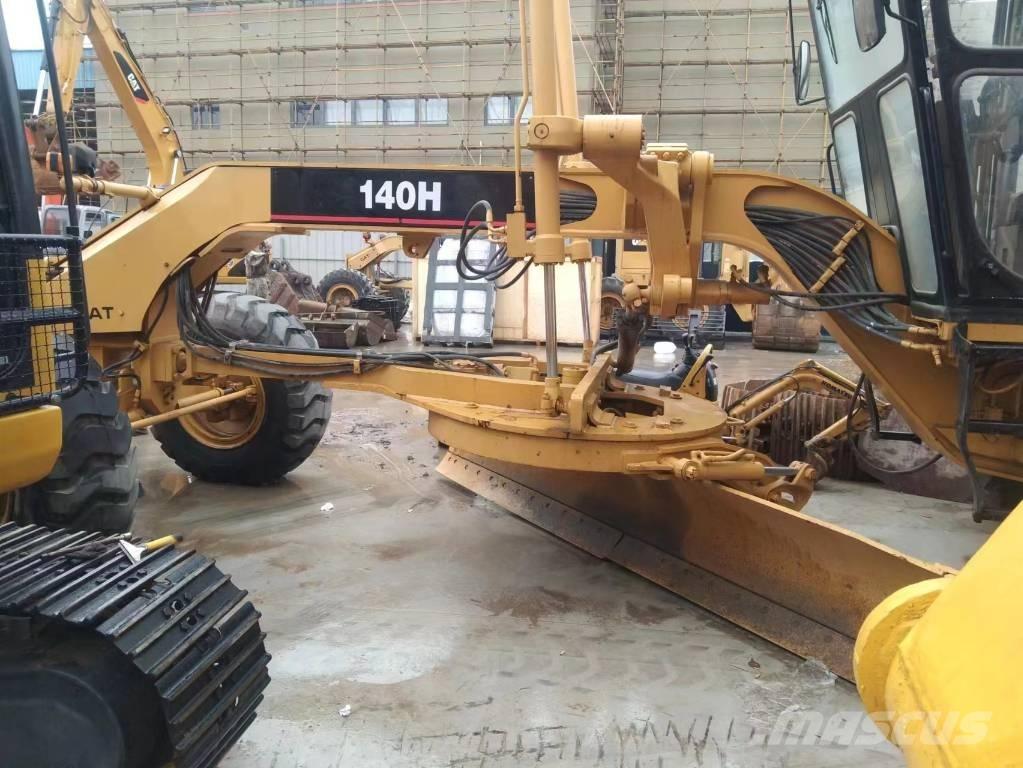 CAT 140 H 平土機