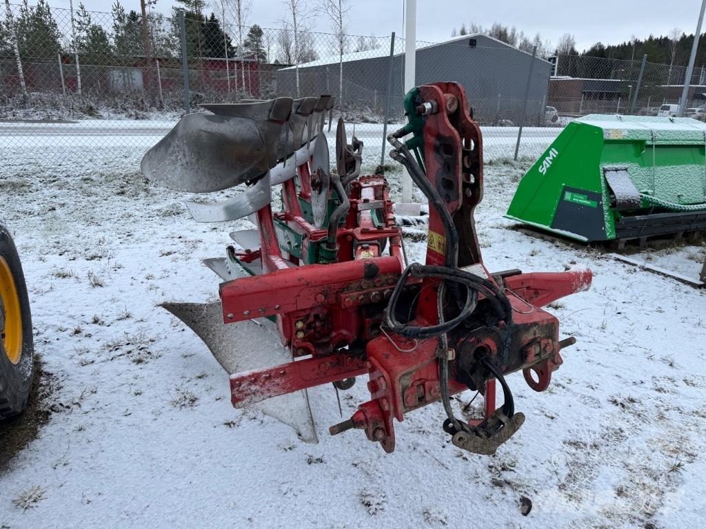 Kverneland ES80-200 雙向犁