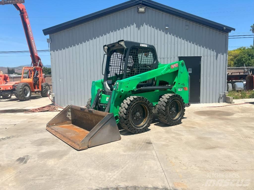 Bobcat S630 滑移轉向裝載機