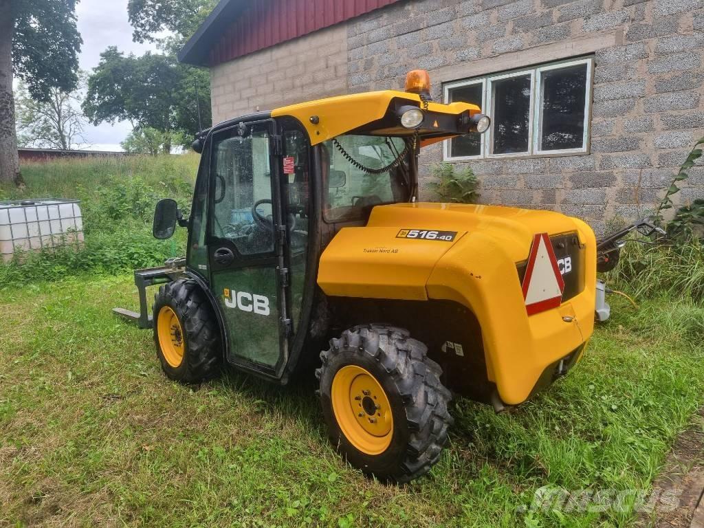 JCB 516-40 伸縮臂操作車