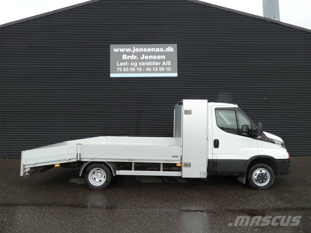 Iveco 50C 18 運輸車輛