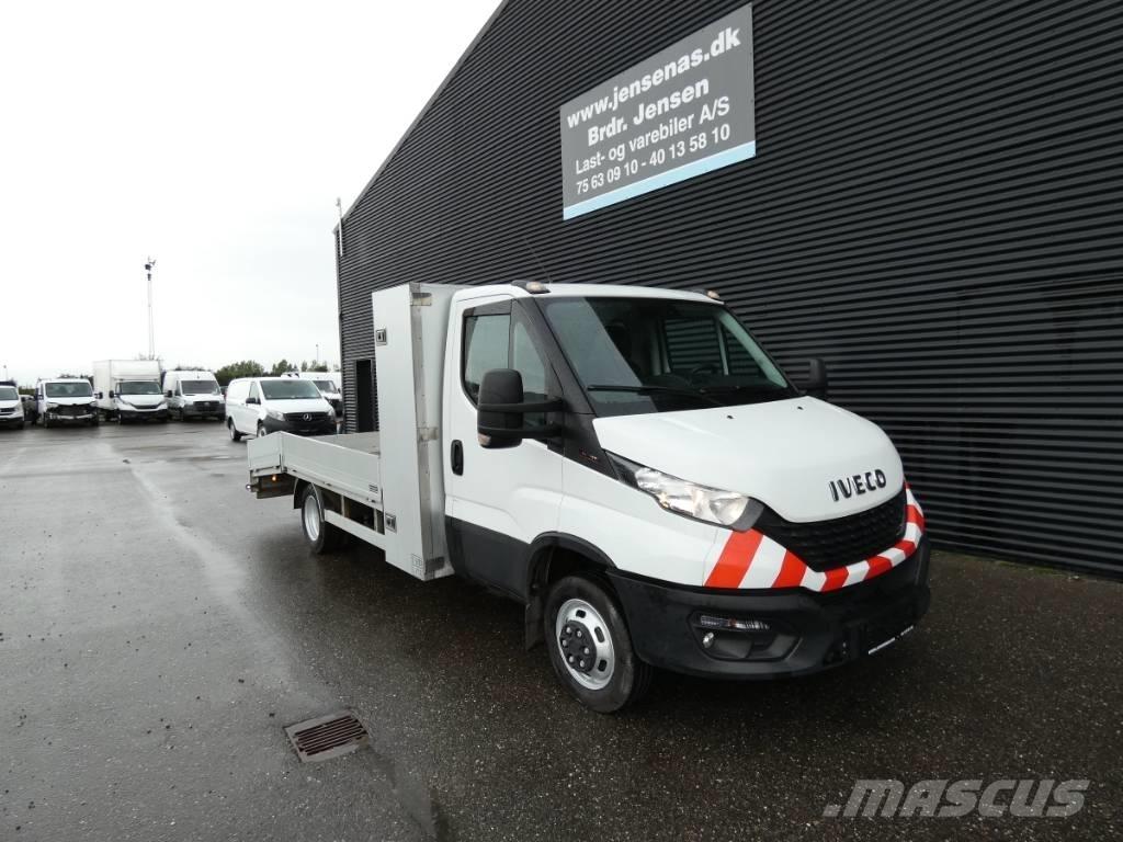 Iveco 50C 18 運輸車輛