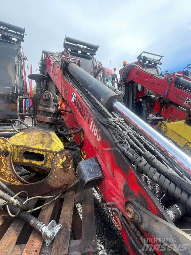 Loglift F118ST9.6 木材起重機