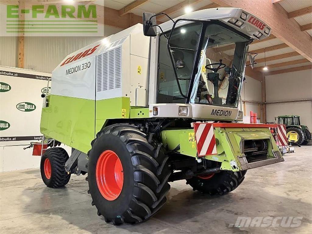 CLAAS medion 330 聯合收穫機