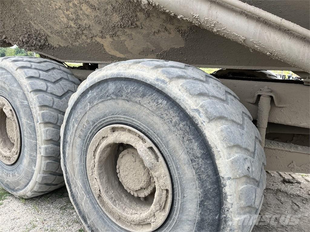 Volvo A 35 D 鉸接式起吊車