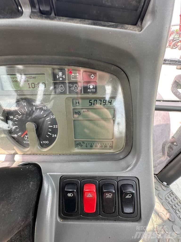 Deutz-Fahr M 620 曳引機