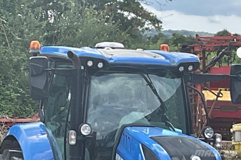 New Holland T 7.210 曳引機