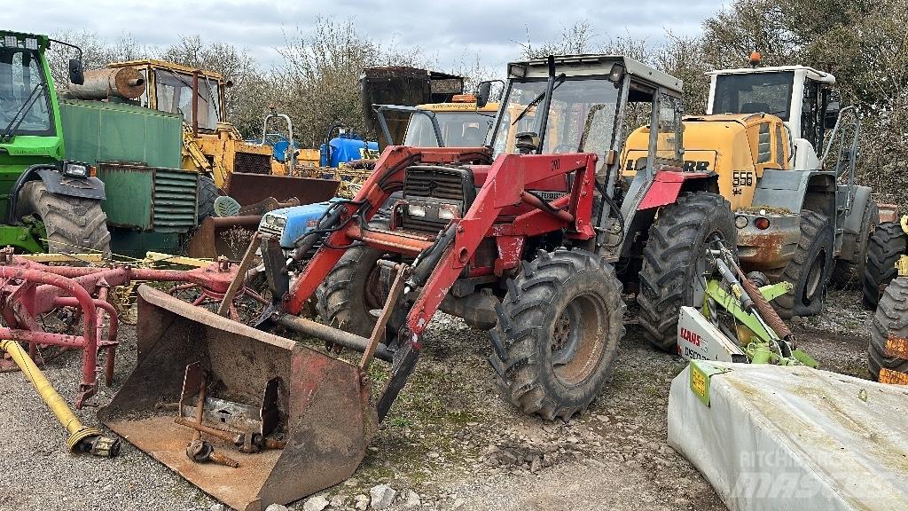 Massey Ferguson 390 曳引機