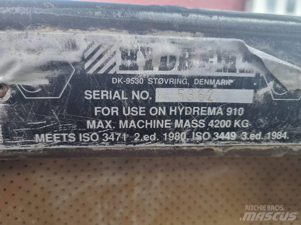 Hydrema 910 鉸接式起吊車