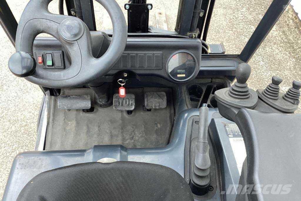 Linde E 18 C 電動堆高機