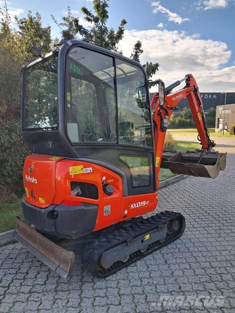 Kubota KX019-4 小型挖土機/掘鑿機<7t(小型挖掘機)