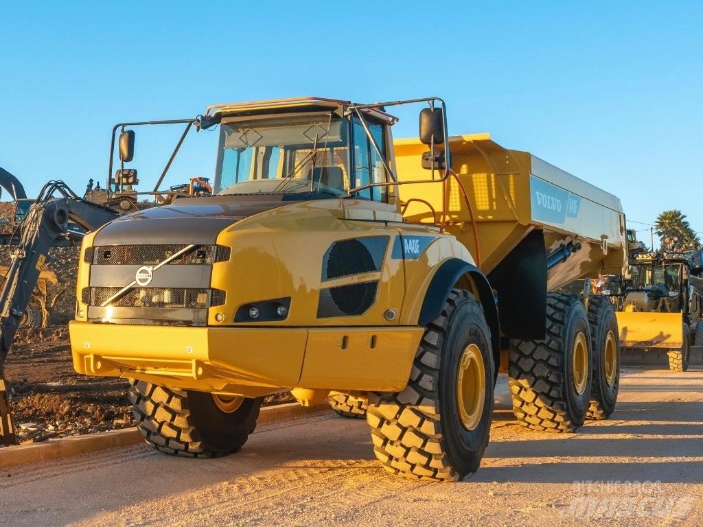 Volvo A 40 F 鉸接式起吊車