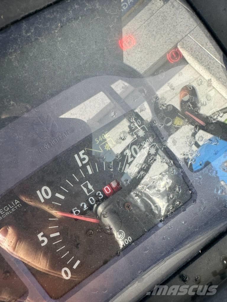 New Holland TN 70 曳引機