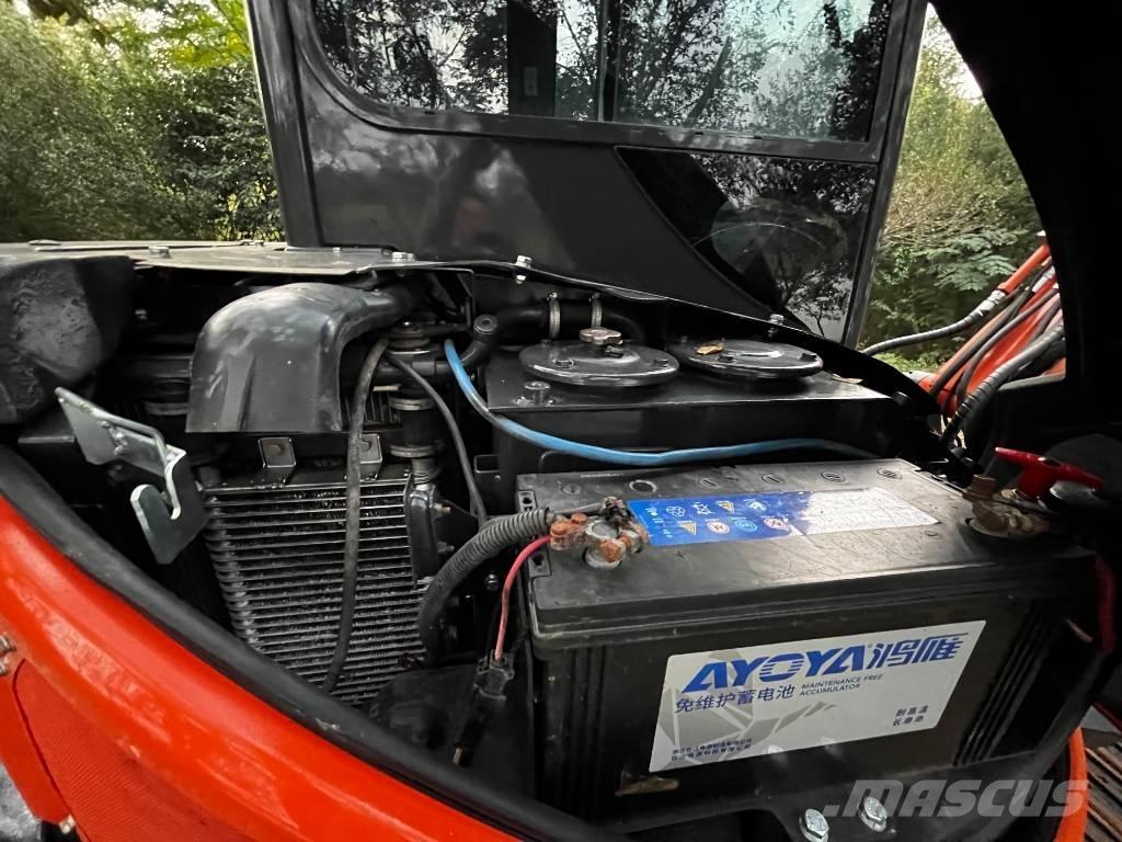 Hitachi ZX 50 U 小型挖土機/掘鑿機<7t(小型挖掘機)